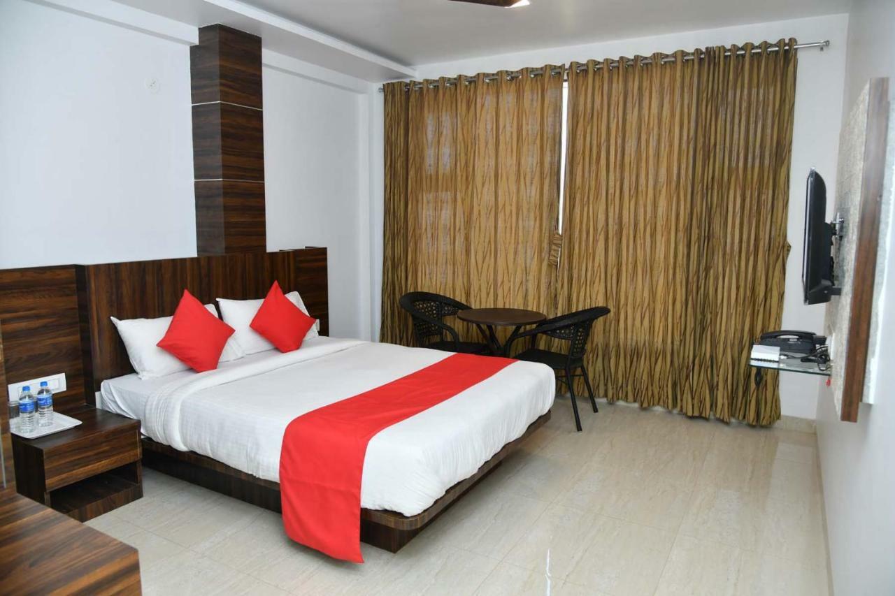 Royal Orbit Hotel Panchgani Luaran gambar