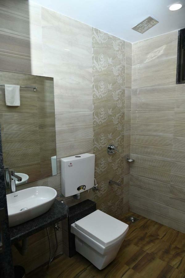 Royal Orbit Hotel Panchgani Luaran gambar